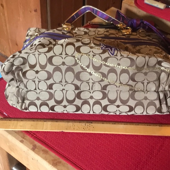 Poppy Coach fun tote bag, purse, handbag, shoulder bag. - Picture 9 of 14